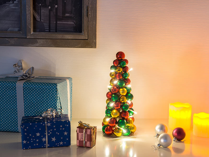 ; Deko-Holzleitern in Weihnachtsbaum-Form, LED-Weihnachts-Türkränze 