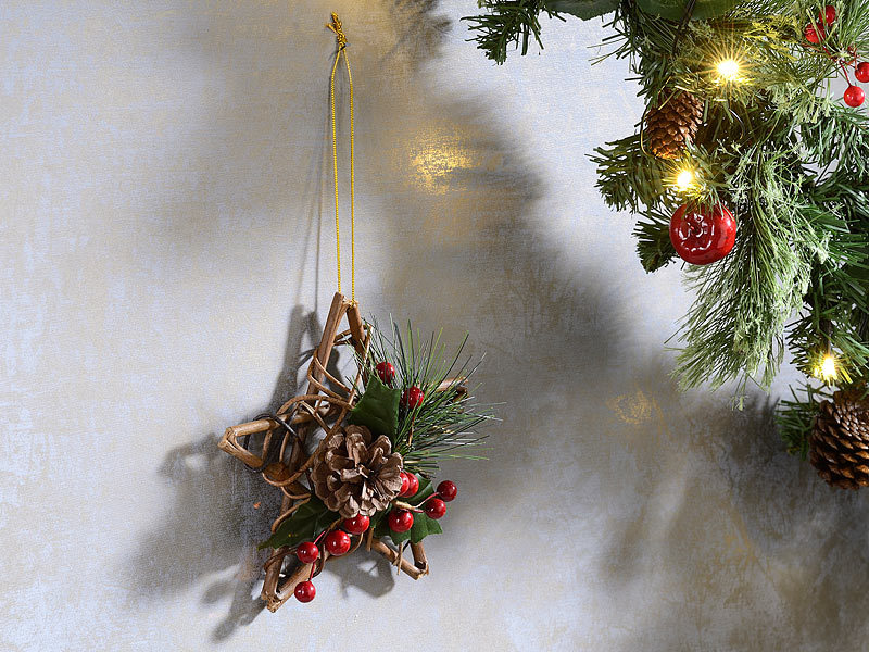 ; Deko-Holzleitern in Weihnachtsbaum-Form, Weihnachts- und Adventsgestecke Deko-Holzleitern in Weihnachtsbaum-Form, Weihnachts- und Adventsgestecke Deko-Holzleitern in Weihnachtsbaum-Form, Weihnachts- und Adventsgestecke 